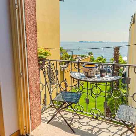 Appartamento La Finestra Sul - Italian Homing Gardone Riviera